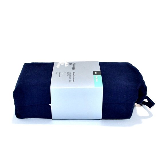 Made By Design Bedding Nwt Easy Care Pillowcase Set Navy King